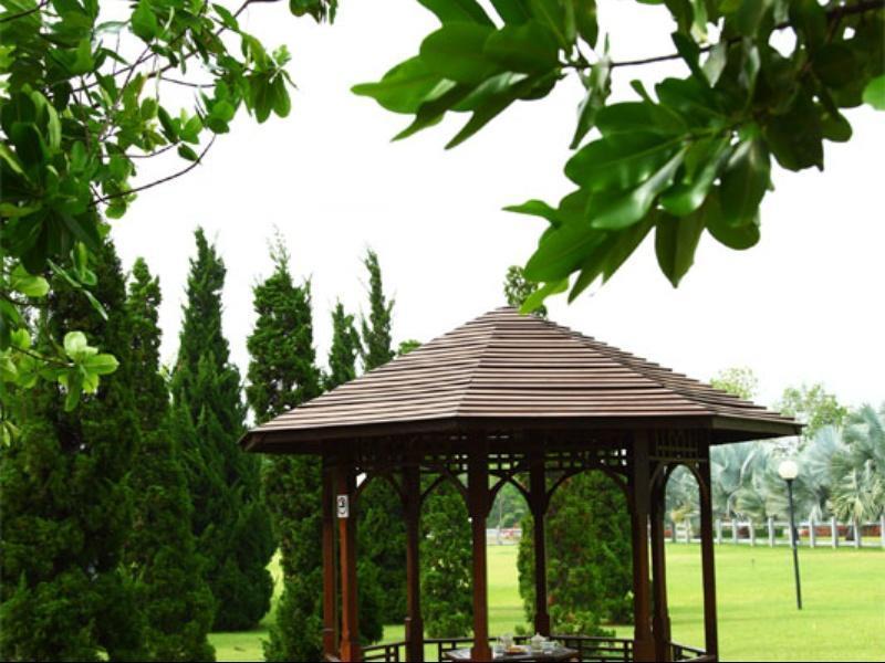 Nakhonratchasima Korat Resort Hotel מראה חיצוני תמונה